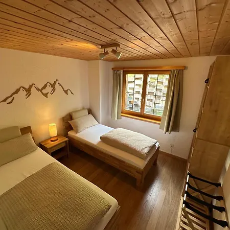 With Balcony & Mountain View Küblis