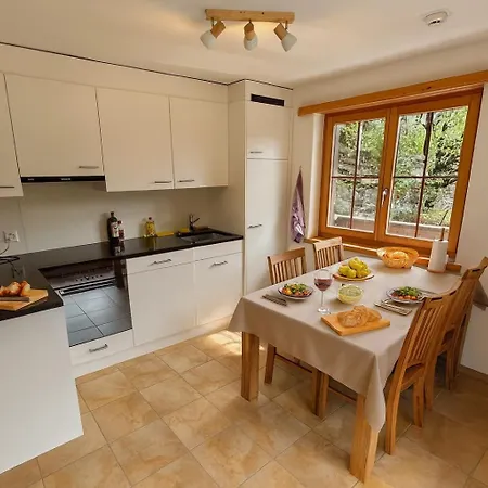 Διαμέρισμα With Balcony & Mountain View *